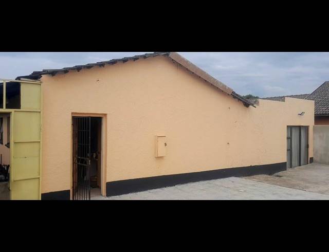2 BEDROOM HOUSE FOR SALE IN PIMVILLE